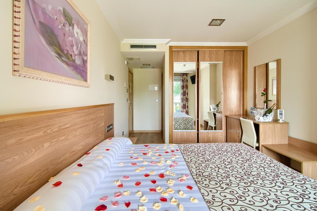 Pontus Veteris Hotel Санксенсо Екстериор снимка
