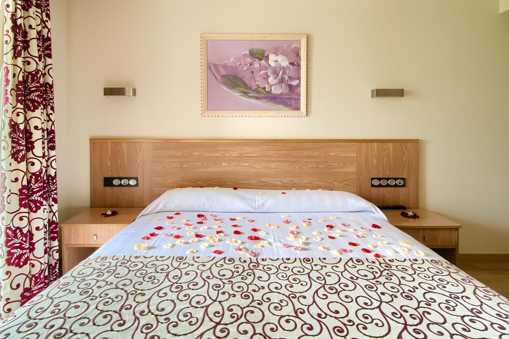 Pontus Veteris Hotel Санксенсо Екстериор снимка