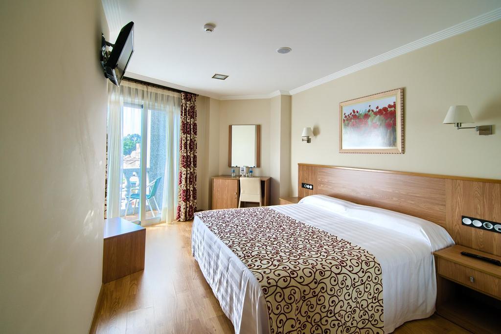 Pontus Veteris Hotel Санксенсо Екстериор снимка